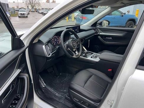 New 2025 MAZDA CX-70 Plug-In Hybrid w/ Premium Pkg image 2
