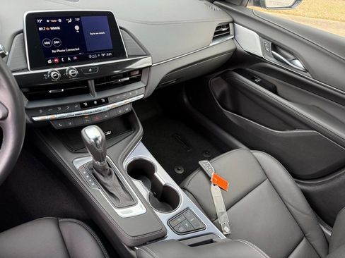 Certified 2025 Cadillac CT4 Premium Luxury image 31