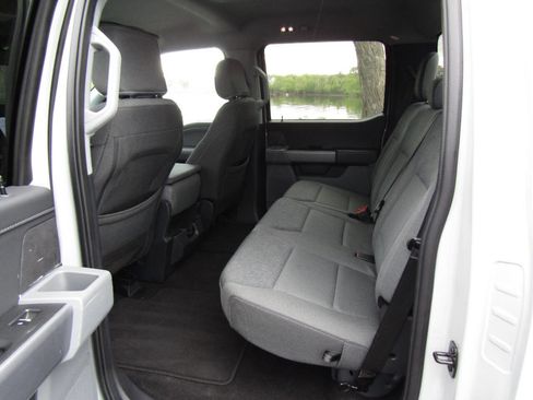Used 2024 Ford F150 XLT AWD/4WD image 11