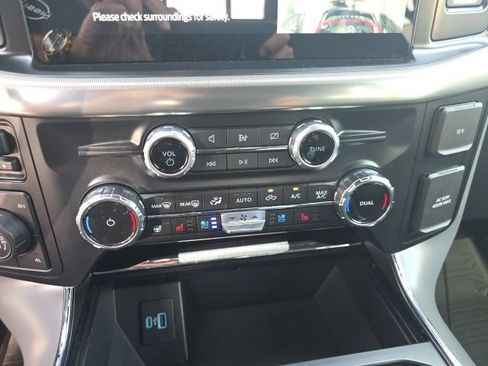 Used 2024 Ford F150 Lariat w/ FX4 Off-Road Package AWD/4WD image 17