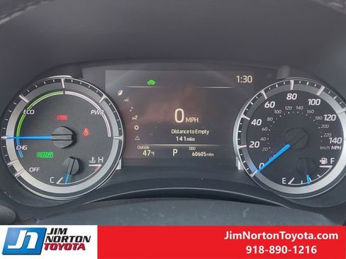 Used 2024 Toyota Highlander XLE image 17