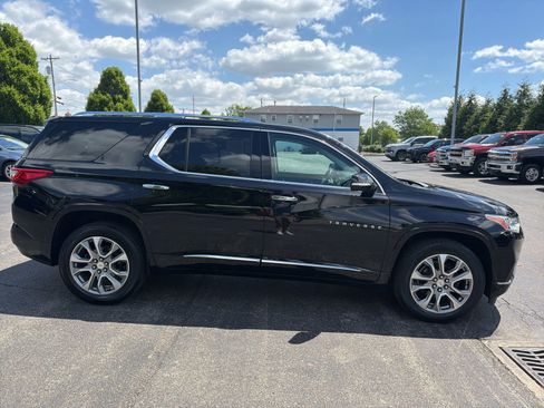 Used 2020 Chevrolet Traverse Premier w/ LPO, Cargo Package AWD/4WD image 6