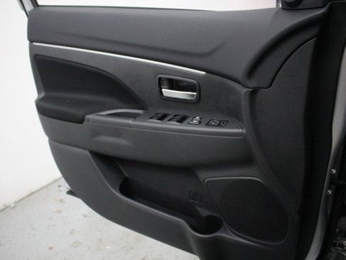 New 2026 Mitsubishi Outlander Sport LE AWD/4WD image 15