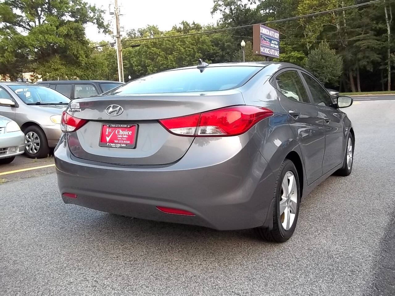 Used 2013 Hyundai Elantra GLS w/ Preferred Pkg FWD image 4