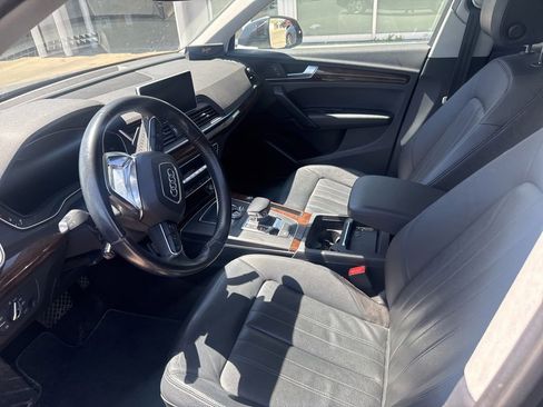 Used 2018 Audi Q5 2.0T Premium Plus w/ Premium Plus Package AWD/4WD image 12