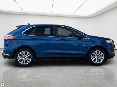 Used 2020 Ford Edge Titanium w/ Class II Trailer Tow Package AWD/4WD image 6