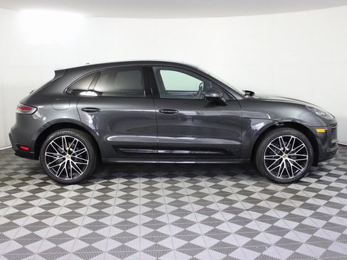 Used 2025 Porsche Macan Turbo image 8