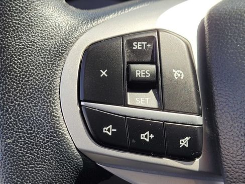 Used 2023 Ford Explorer XLT w/ Equipment Group 202A RWD image 25