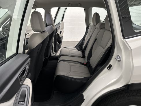 Used 2024 Subaru Forester AWD/4WD image 17