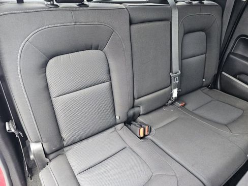 Used 2018 Chevrolet Colorado LT w/ LT Convenience Package RWD image 26