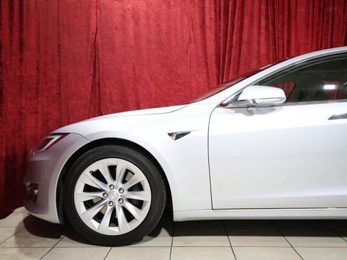 Used 2017 Tesla Model S 75 image 5