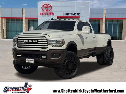 Used 2024 RAM 3500 Limited w/ Towing Technology Group AWD/4WD image 1