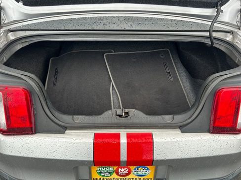 Used 2012 Ford Mustang Shelby GT500 w/ SVT Trackpack image 28