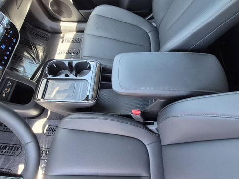 New 2026 Hyundai Ioniq 5 SEL RWD image 23