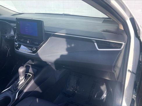 Used 2025 Toyota Corolla LE image 21