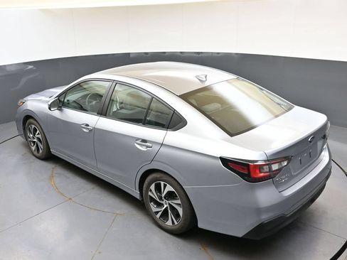 Certified 2025 Subaru Legacy Premium AWD/4WD image 38