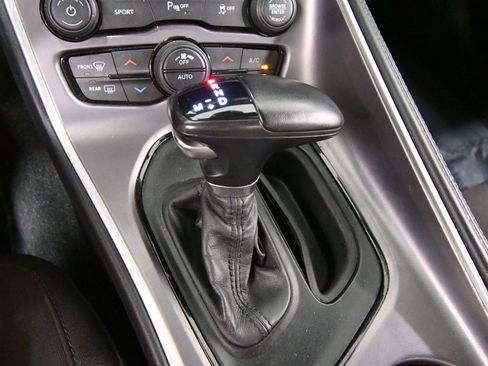 Used 2022 Dodge Challenger GT image 26