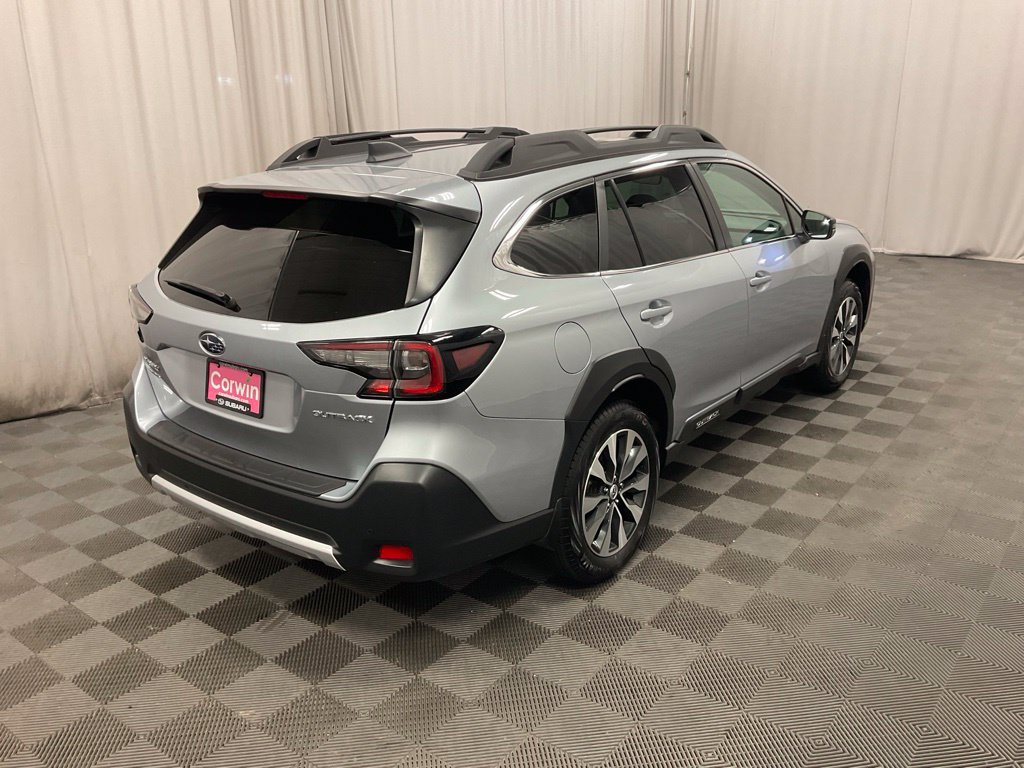 Used 2024 Subaru Outback Limited AWD/4WD image 7
