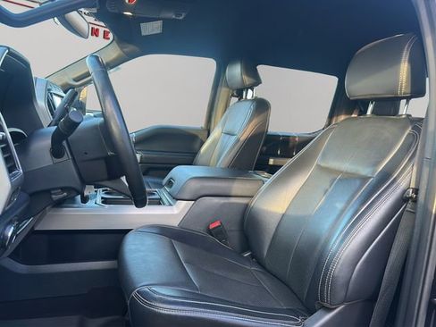 Used 2022 Ford F250 Lariat image 11