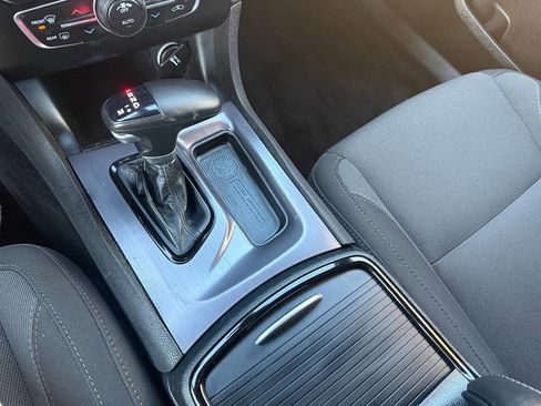 Used 2017 Dodge Charger R/T w/ Blacktop Package image 27