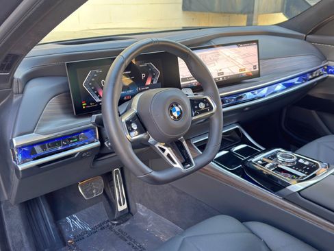 Used 2026 BMW 740i RWD image 14