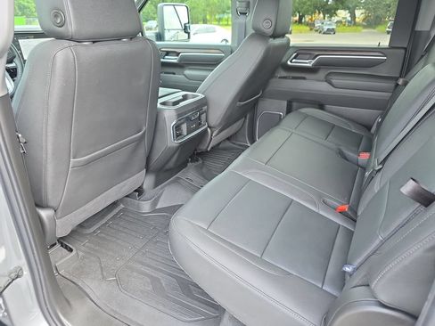 Used 2025 GMC Sierra 2500 SLT w/ SLT Premium Package AWD/4WD image 30
