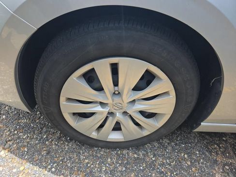 Used 2023 Nissan Sentra S FWD image 10