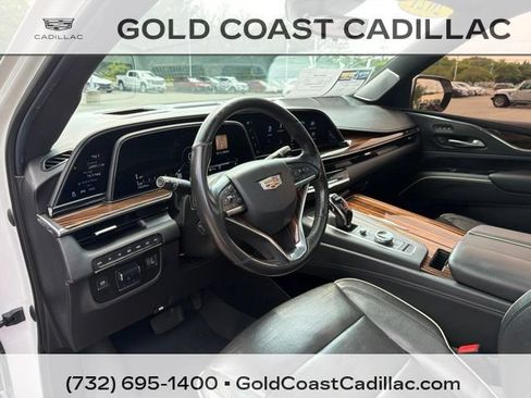 Used 2021 Cadillac Escalade ESV Premium Luxury w/ Driver Assist Tech Package AWD/4WD image 24
