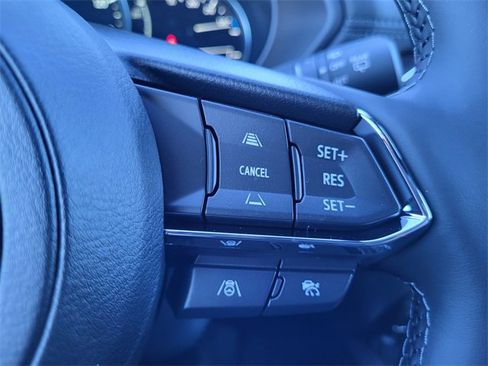 New 2025 MAZDA CX-5 Signature image 17