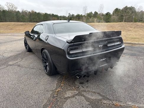 Used 2015 Dodge Challenger R/T Plus image 4