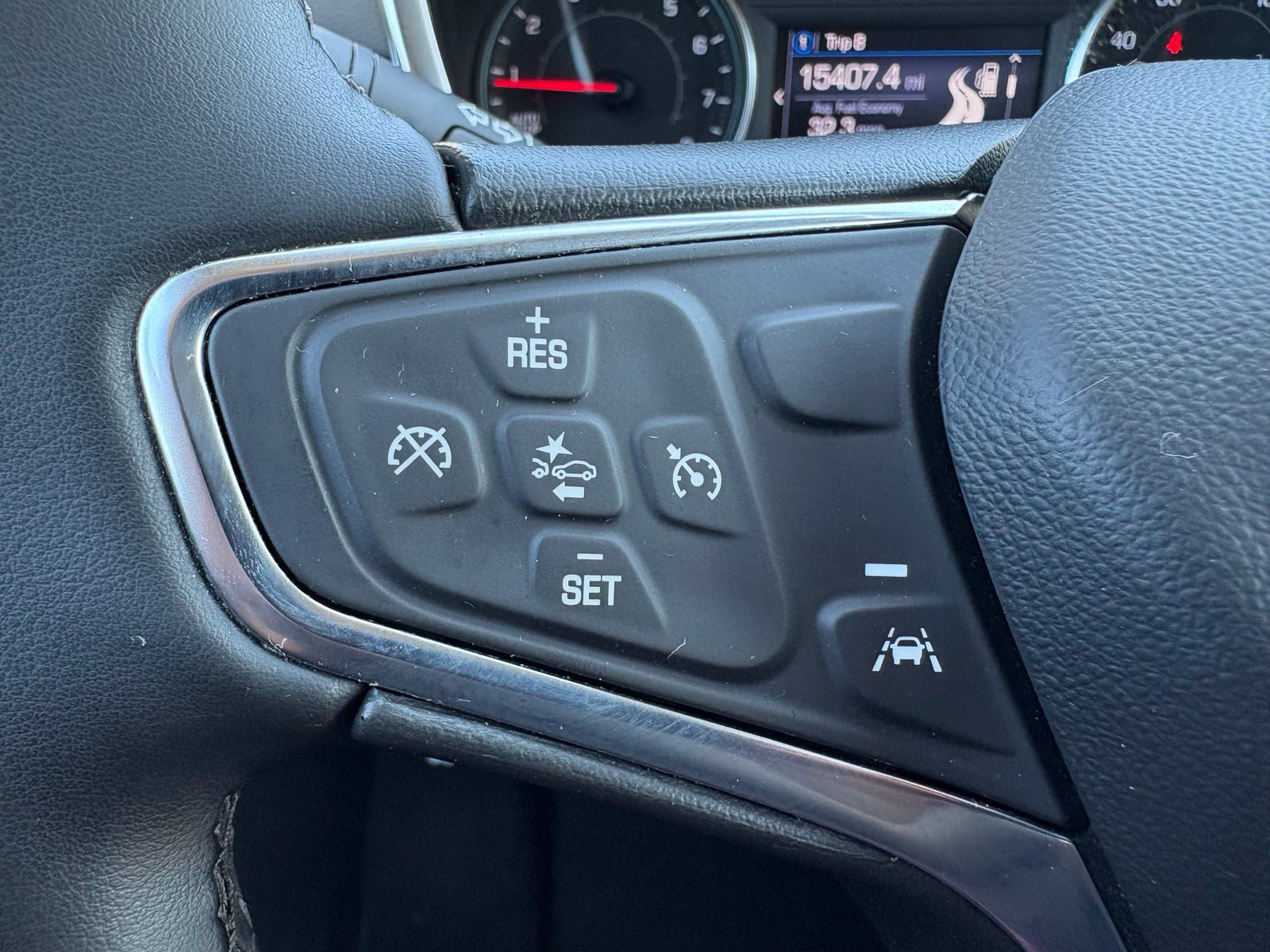 Used 2024 Chevrolet Equinox LT FWD image 15