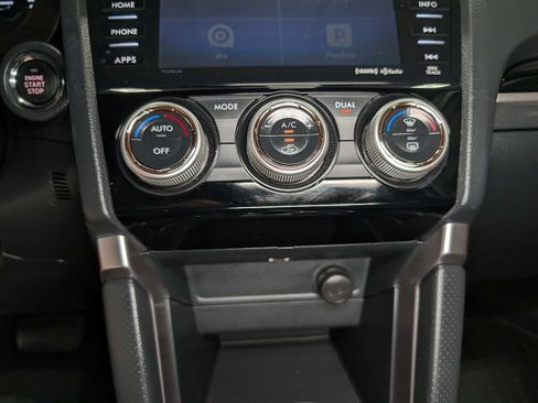 Used 2017 Subaru Forester 2.5i Touring AWD/4WD image 30