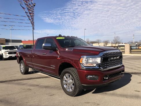 Used 2021 RAM 3500 Limited image 7