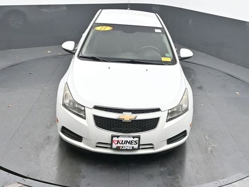 Used 2011 Chevrolet Cruze LT image 32