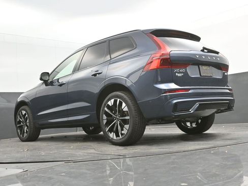 New 2026 Volvo XC60 B5 Plus w/ Protection Package Premier image 26