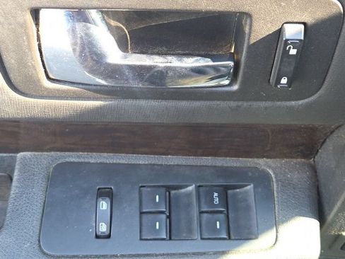 Used 2013 Ford Flex Limited FWD image 25