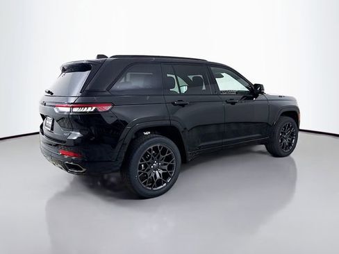 New 2025 Jeep Grand Cherokee Summit w/ Obsidian Package image 7
