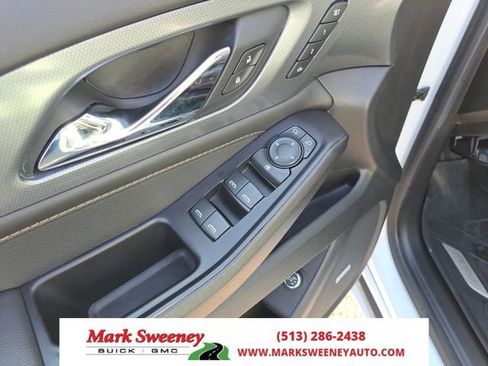 Used 2020 Chevrolet Traverse Premier w/ LPO, Midnight Edition image 21