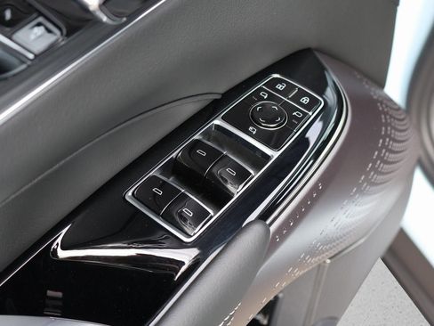 New 2026 Cadillac Lyriq Sport image 11