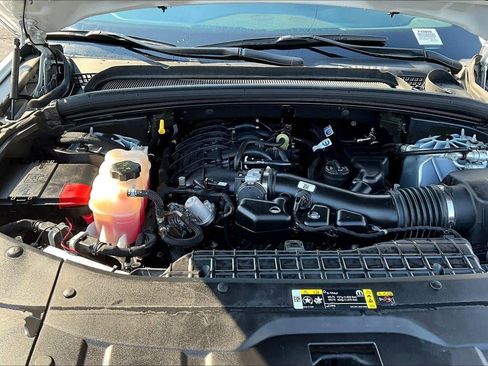 Used 2024 Jeep Grand Cherokee L Limited w/ Luxury Tech Group II image 10