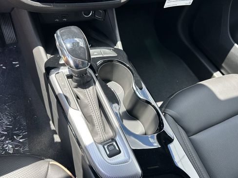 New 2025 Buick Envista Avenir image 28