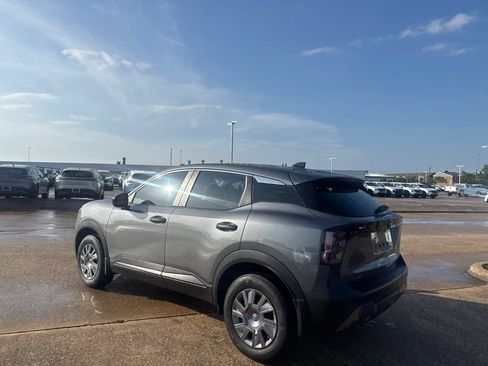 Used 2026 Nissan Kicks S FWD image 12