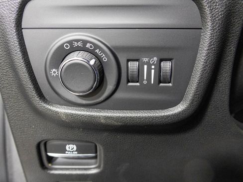 New 2026 Jeep Grand Cherokee Altitude image 31