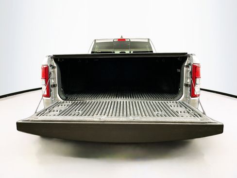 Used 2021 RAM 1500 Big Horn image 27
