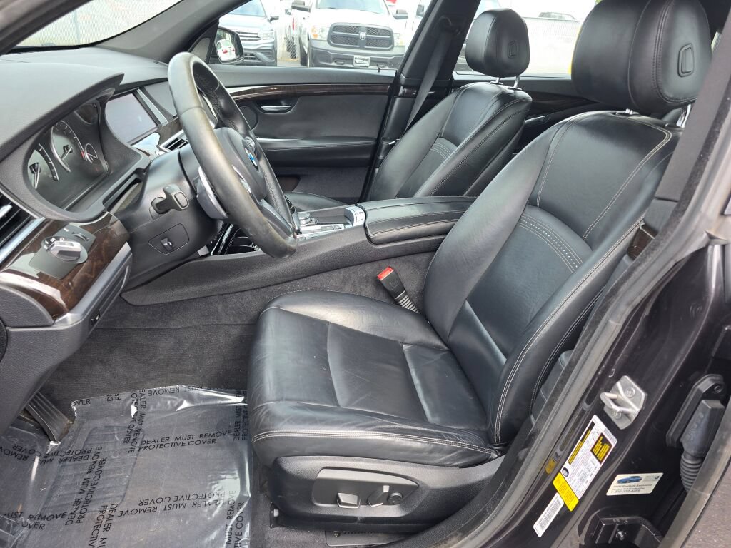 Used 2017 BMW 535i Gran Turismo RWD image 23