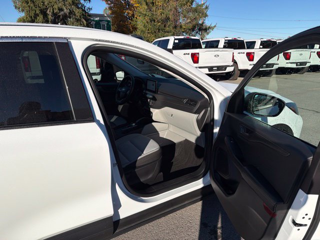 Used 2023 Ford Escape Active AWD/4WD image 32