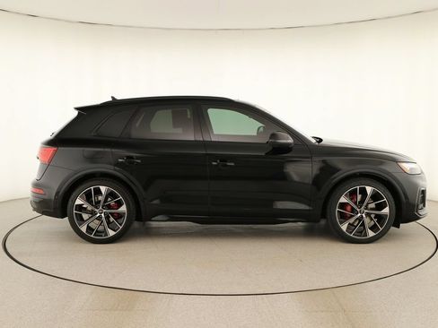 Certified 2022 Audi SQ5 Prestige w/ Prestige Package AWD/4WD image 8