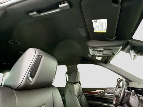 Used 2023 Cadillac Escalade ESV Luxury AWD/4WD image 19