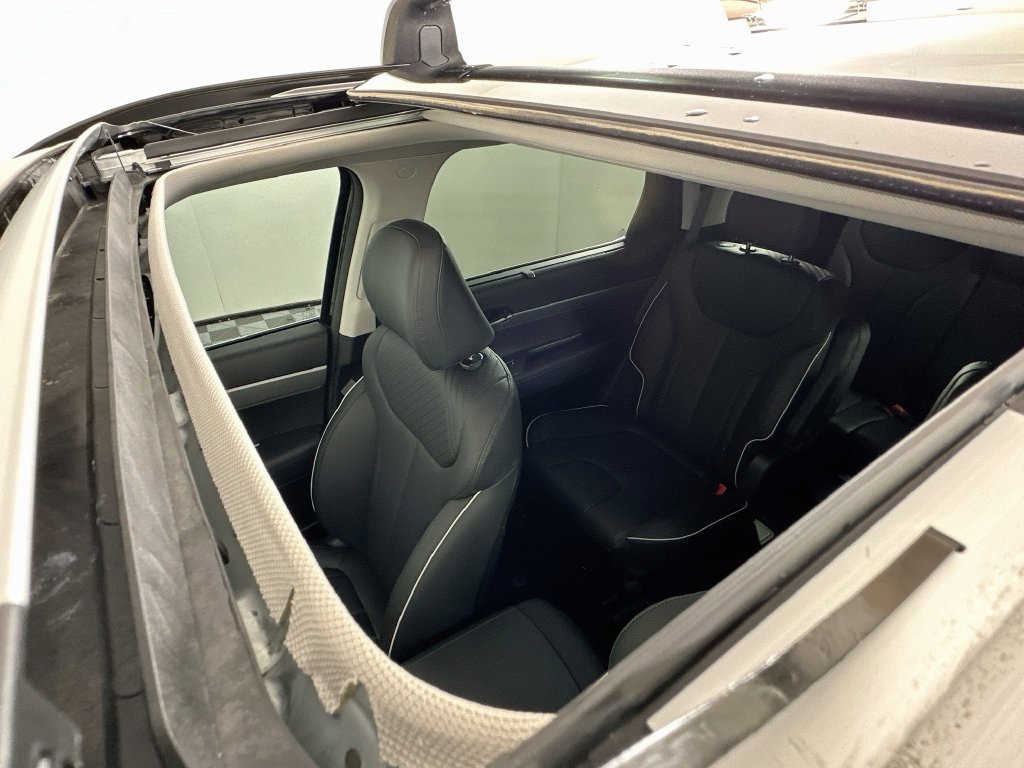 Certified 2025 Hyundai Palisade XRT FWD image 28