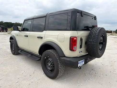 New 2026 Ford Bronco Big Bend w/ Black Diamond Package AWD/4WD image 6